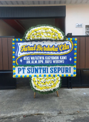 Papan Bunga Duka di Sandubaya