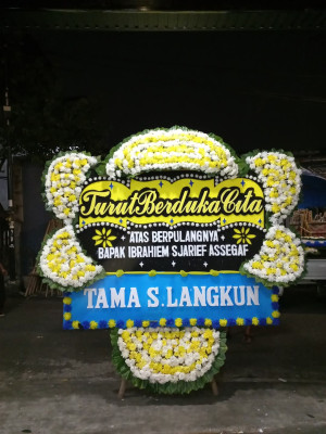 Papan Bunga Duka di Sandubaya